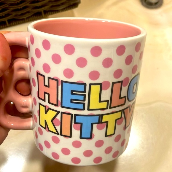 🎀Hello Kitty pair of large oversized coffee tea mugs both NWT - Picture 4 of 11